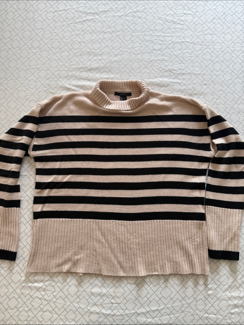 Forever 21 Men’s Beige and Black Striped Turtleneck Sweater